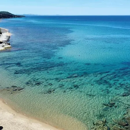 Mirto, Con Vistas Al Mar